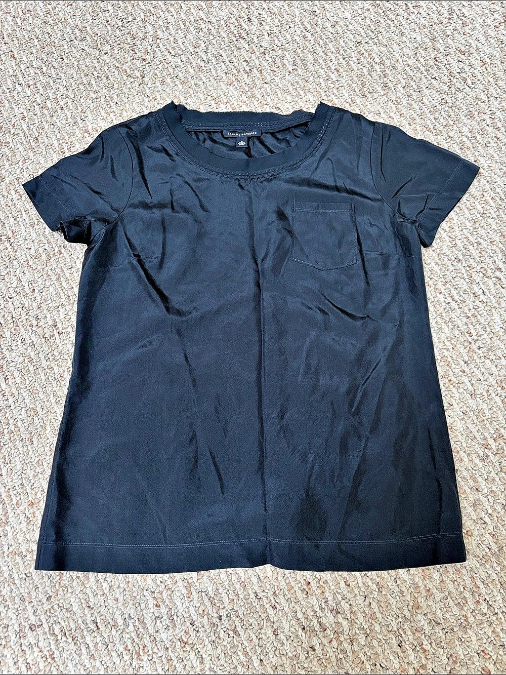 Banana Republic Short Sleeve Silk Pocket Top